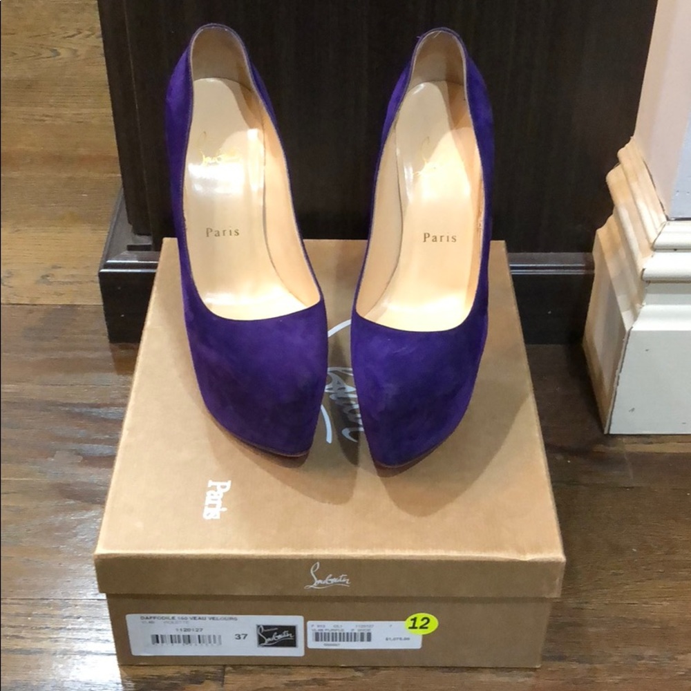 Christian Louboutin Daffodile 160